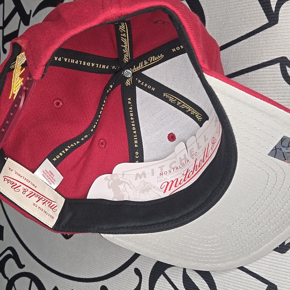 Mitchell&Ness Cavalier SnapBack🔴 - Picture 3 of 3